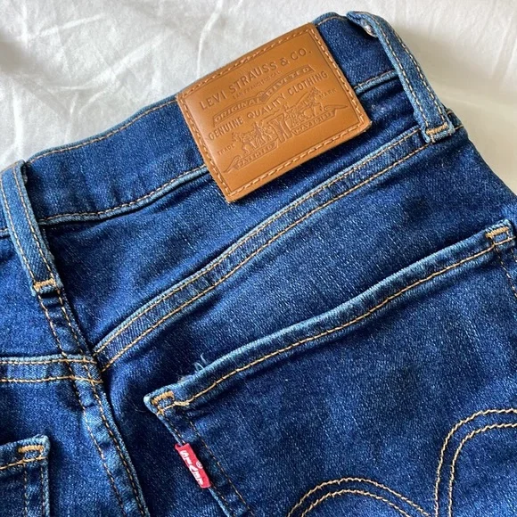 Levi’s mile high super skinny jeans. - Picture 2 of 4